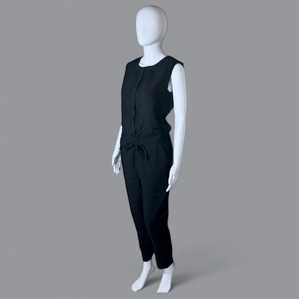 Ann Taylor LOFT Sleeveless Jumpsuit